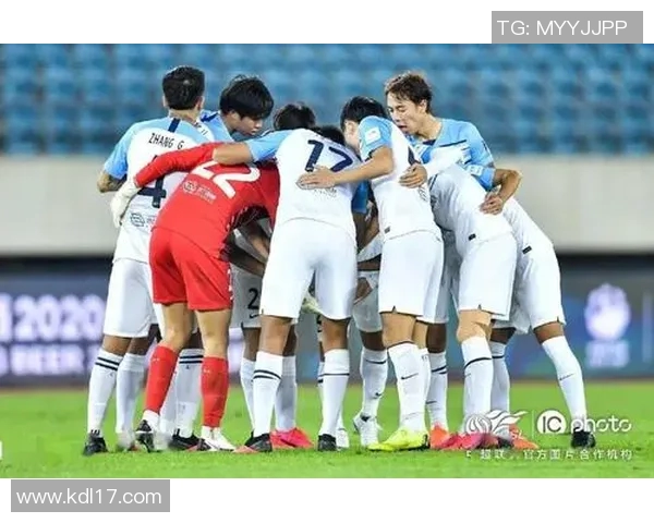 大连人对阵广州富力精彩比赛视频回顾与精彩瞬间分析